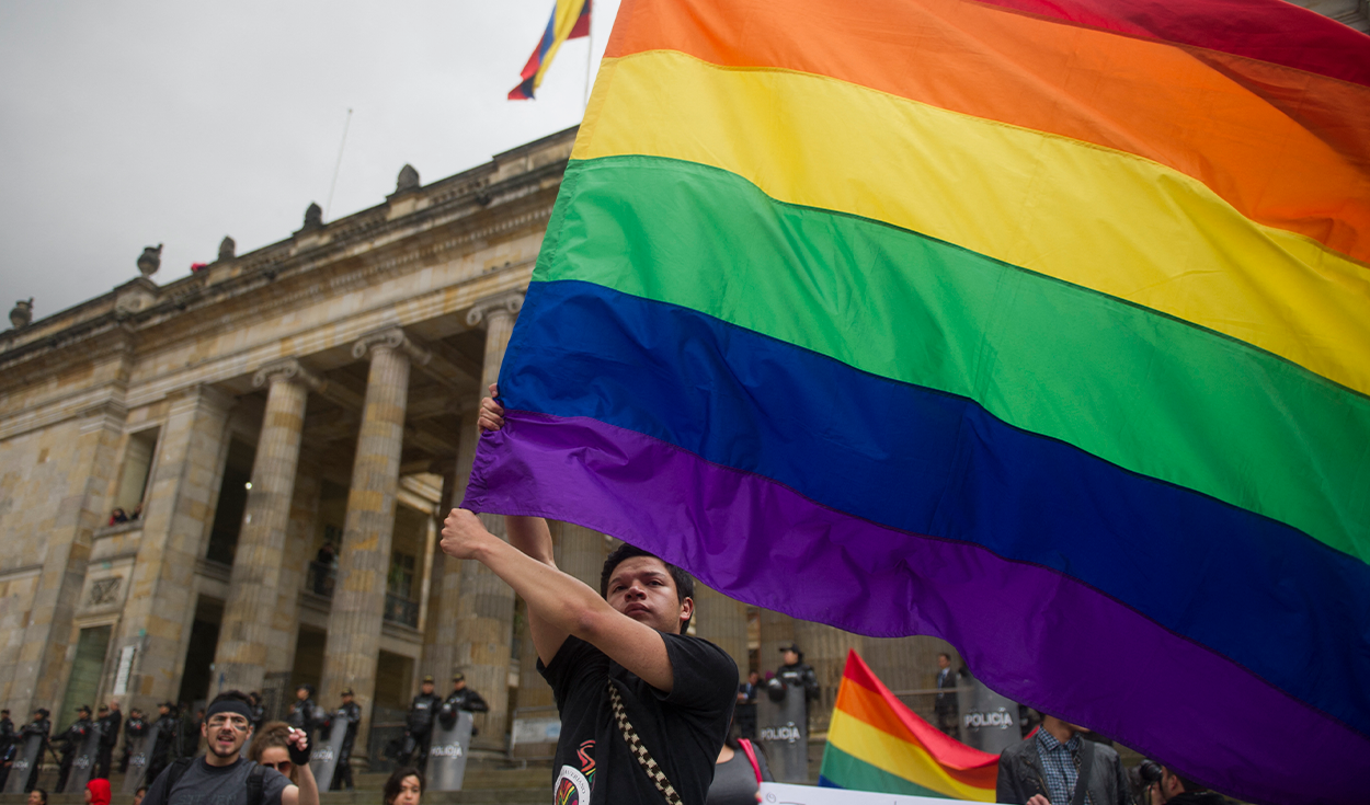 El tierno mensaje de un abuelo a su nieto al enterarse que es gay:  “Queremos que seas feliz” | MDVR | España | Mundo | La República