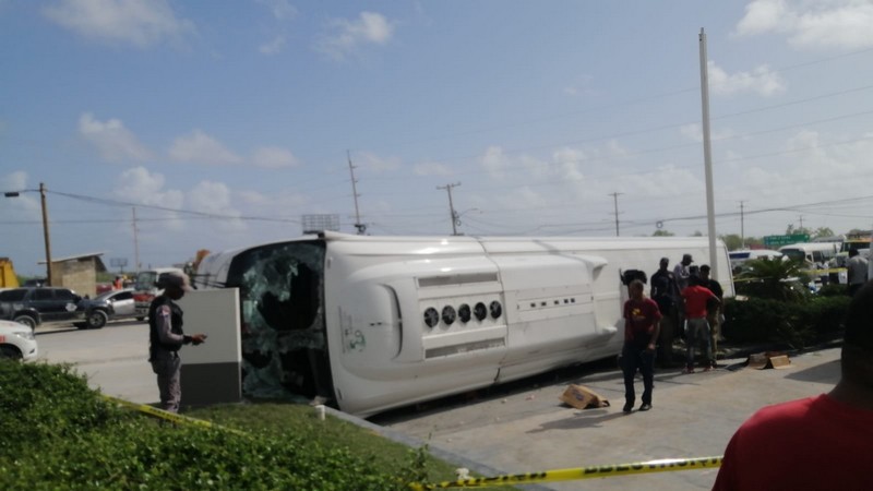 Un peruano y una argentina fallecieron en un accidente en Punta Cana. puntacana-bavaro.com