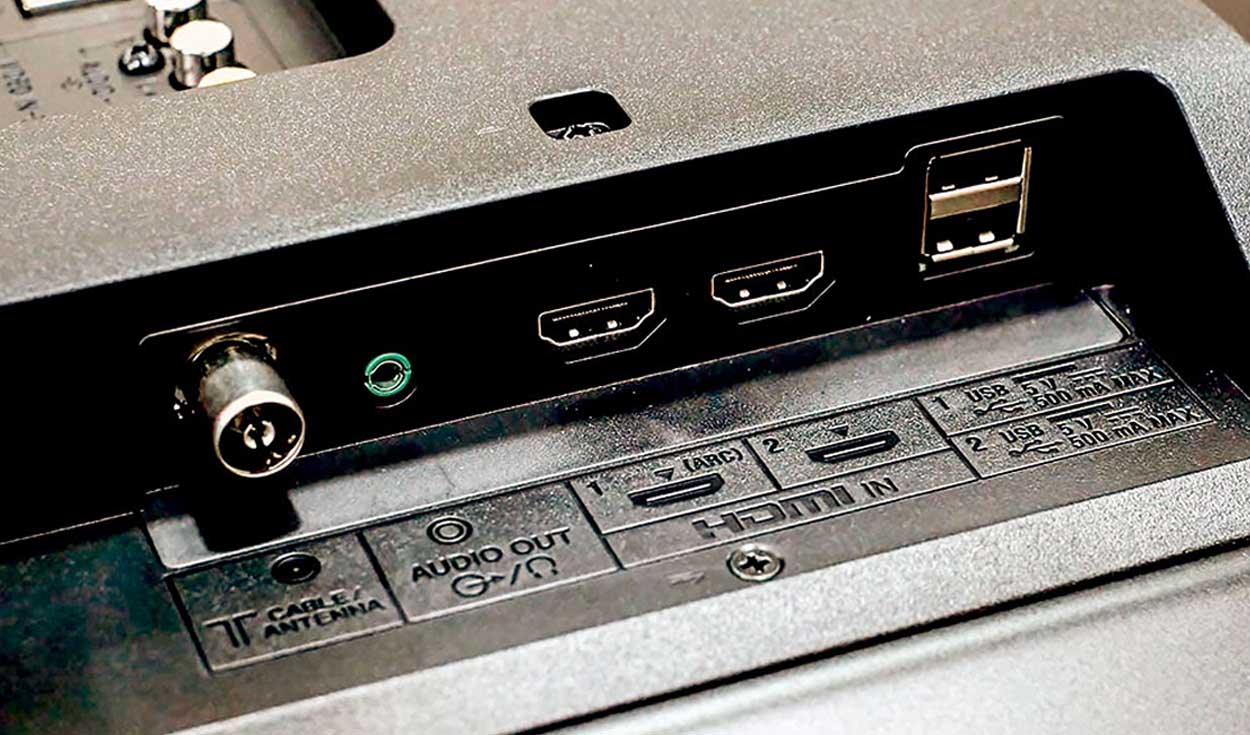 Smart TV: ¿qué pasa si conectas un celular al puerto USB que tiene tu  televisor en la parte trasera?, Smartphone