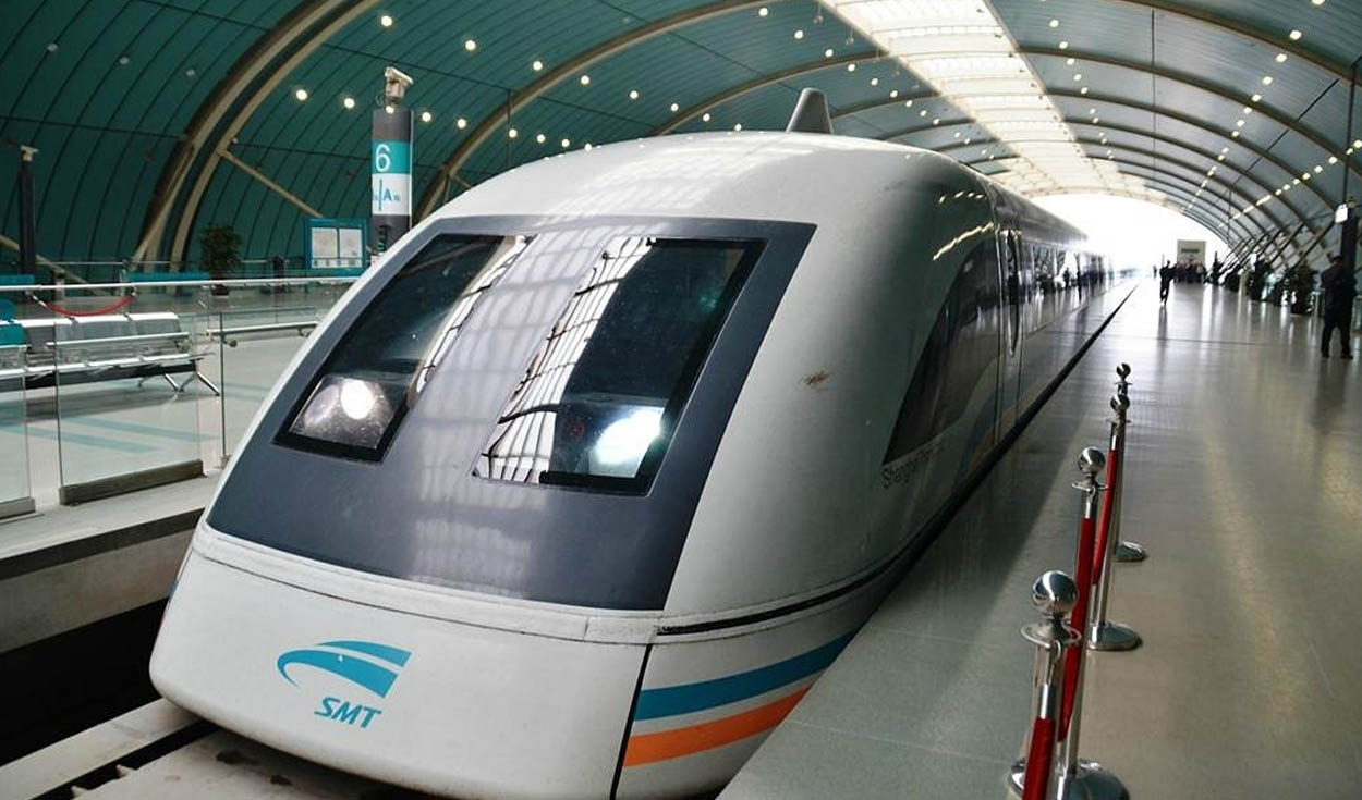 El tren Maglev de China es el único de levitación magnética que realiza recorridos comerciales. Foto: TechRadar