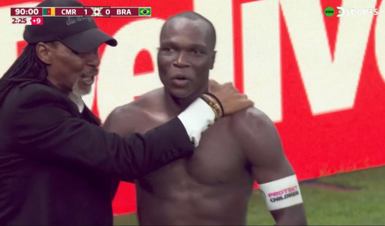 Aboubakar anotó el gol del cuadro africano y fue expulsado. Foto: captura DSports
