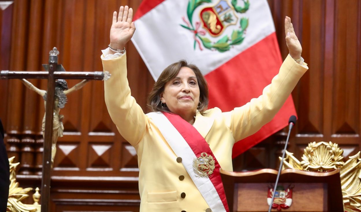 Dina Boluarte asume la presidencia de la República tras la vacancia de Pedro Castillo. Foto: Congreso