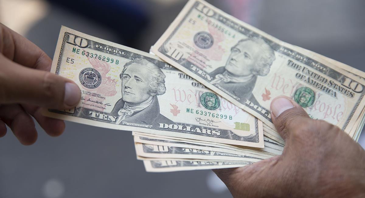 The price of the dollar opens downward and is listed at S/3.8335 this Friday, January 27, 2023