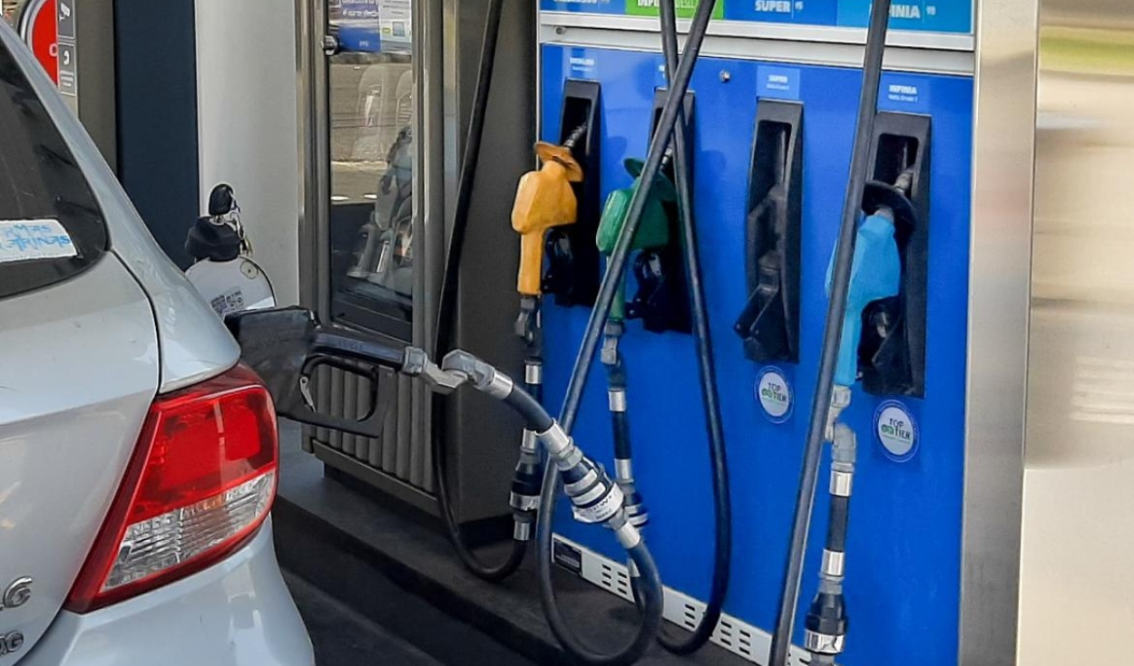 As of May 1, only regular and premium gasohol will be sold in Lima and Callao