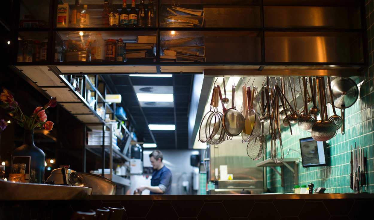 Find out how much you need to invest to open a dark kitchen in Lima
