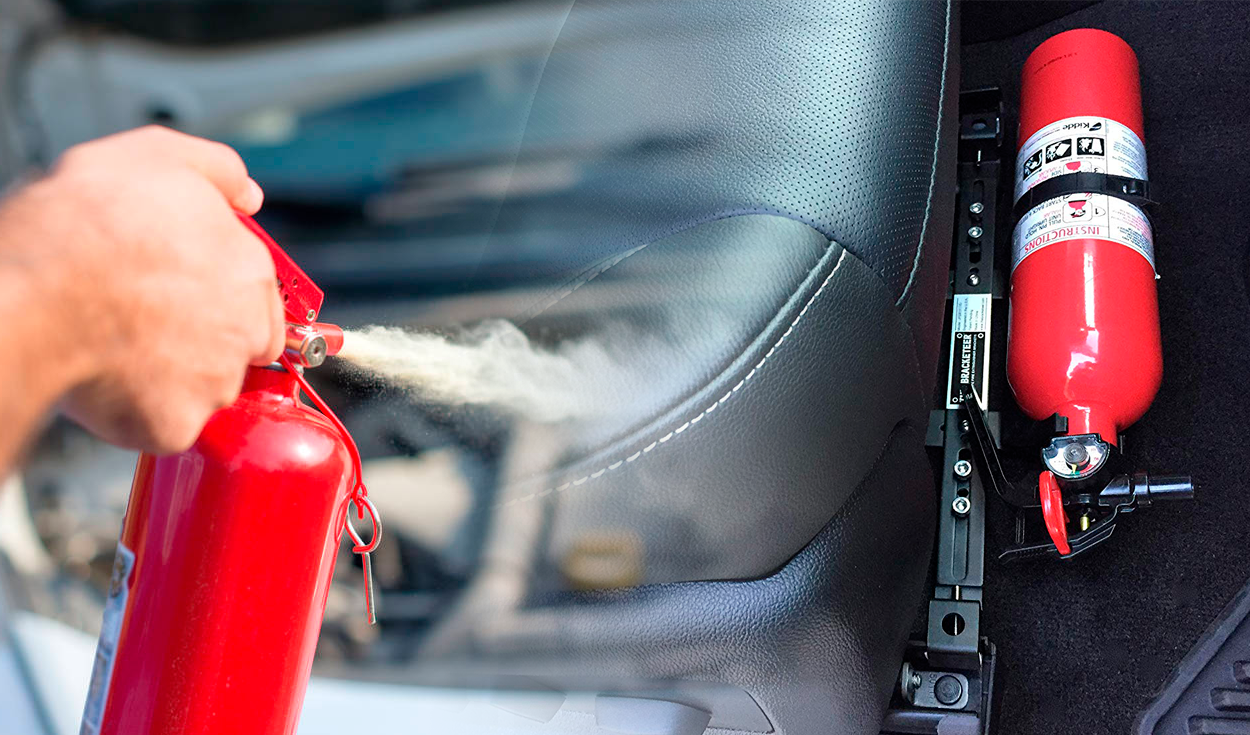 La DGT multará a estos conductores si no viajan con un extintor en su coche
