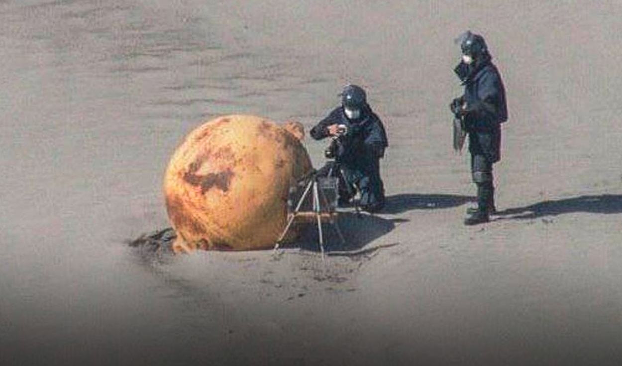 Bola de hierron en Japón | Misteriosa bola de hierro es encontrada en playa  de la ciudad de Hamamatsu,: las autoridades están desconcertadas | objeto  no identificado | Mundo | La República