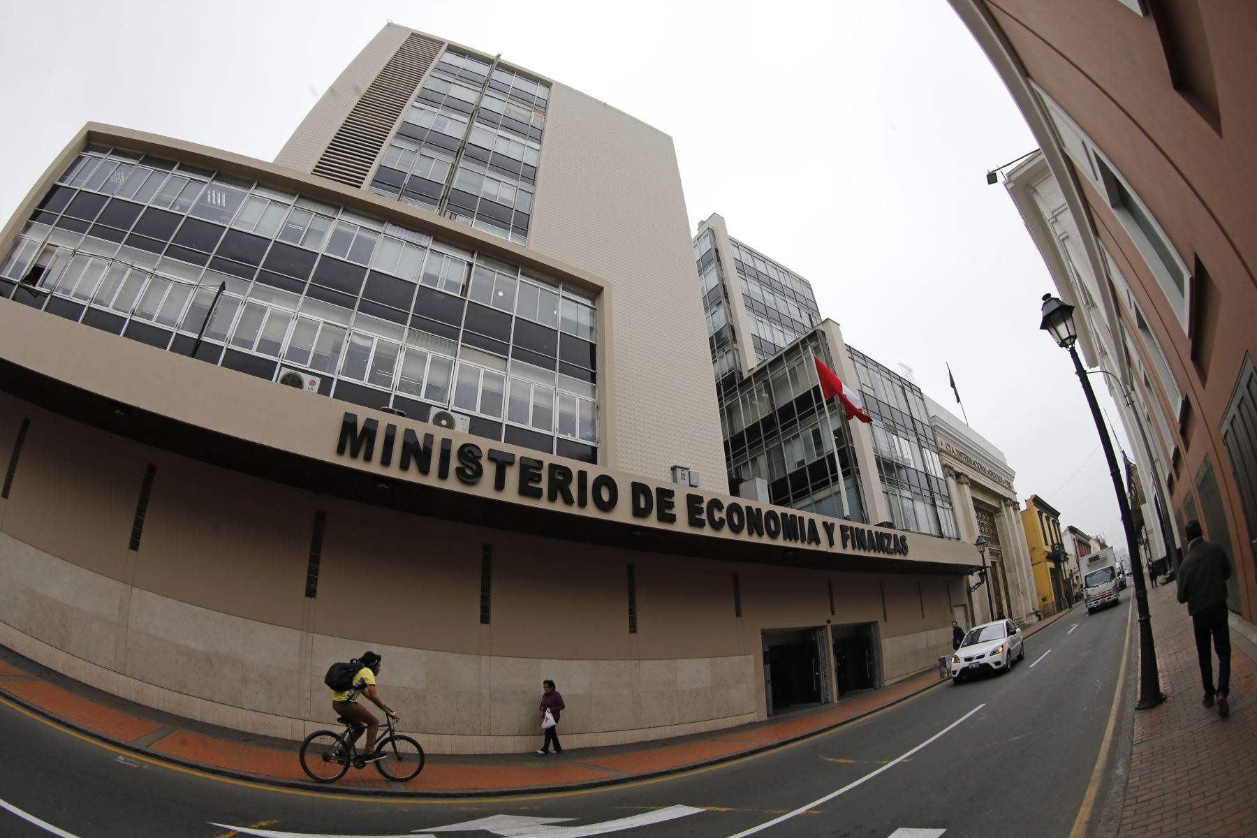 Impulso MyPerú: MEF authorizes trust of S/2,000 million for loans to mypes in Cofide