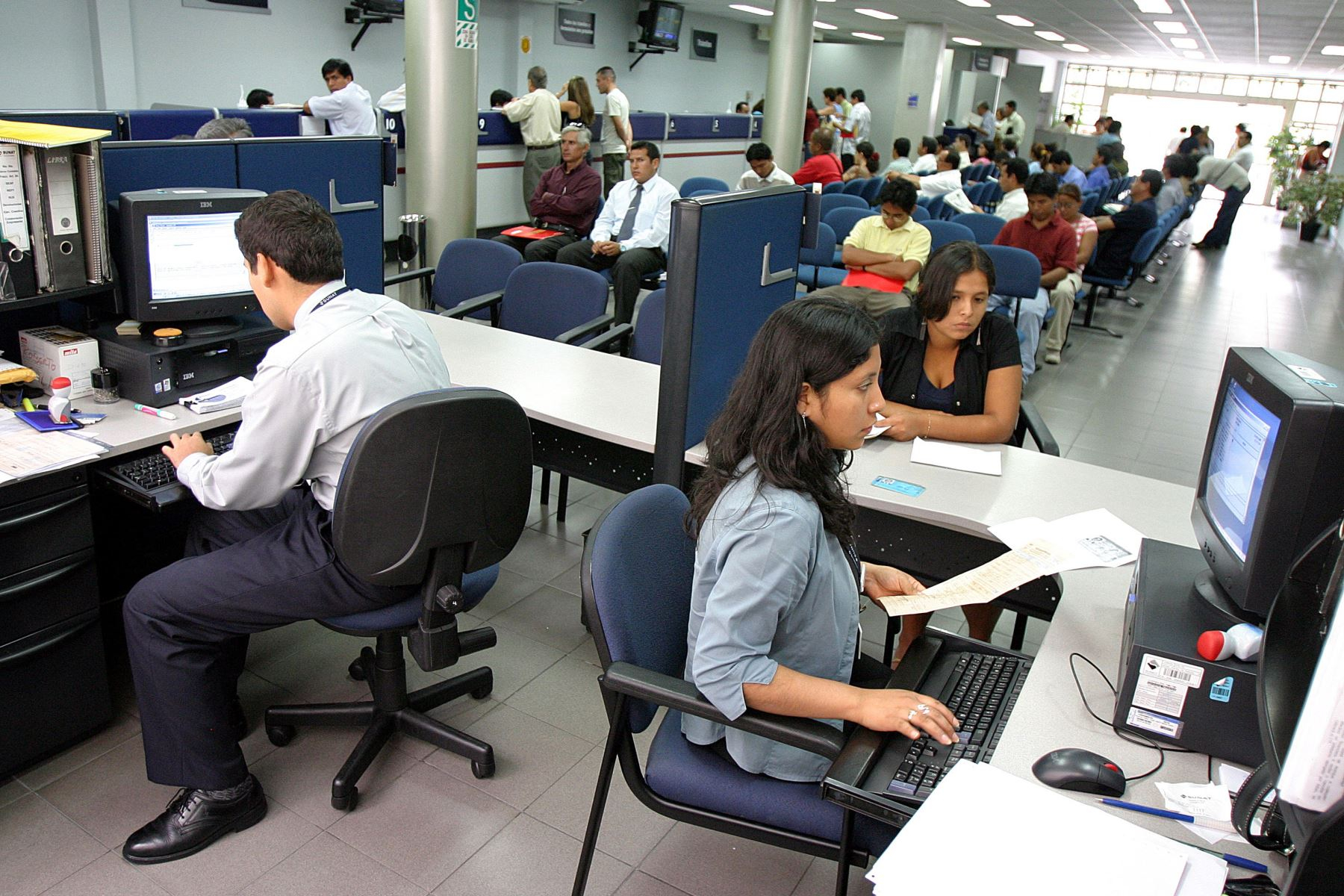 Non-working day: 40% of private companies consider giving off Friday, April 28