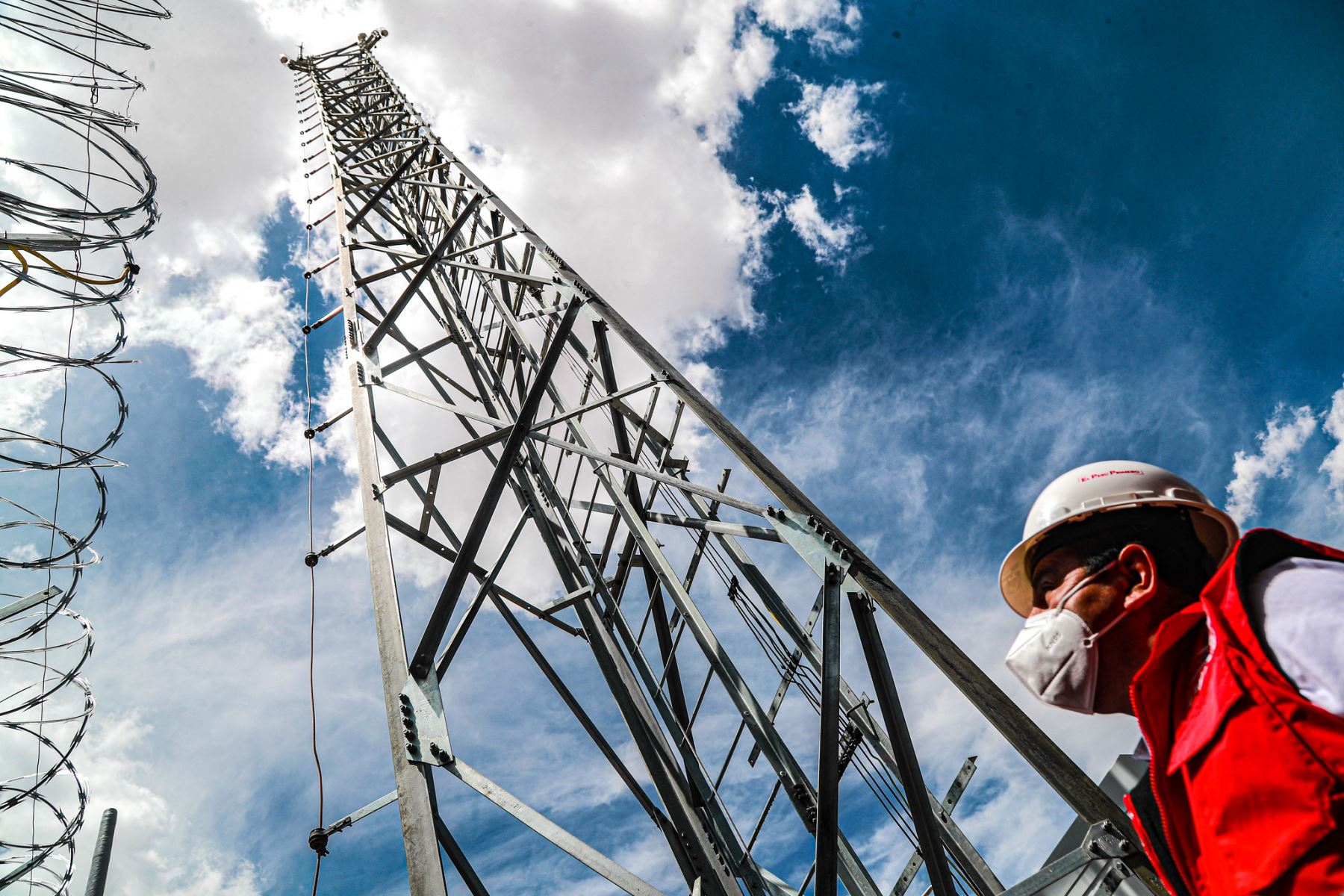 ProInversión awarded telecommunications projects for more than US$5.4 billion since 2002