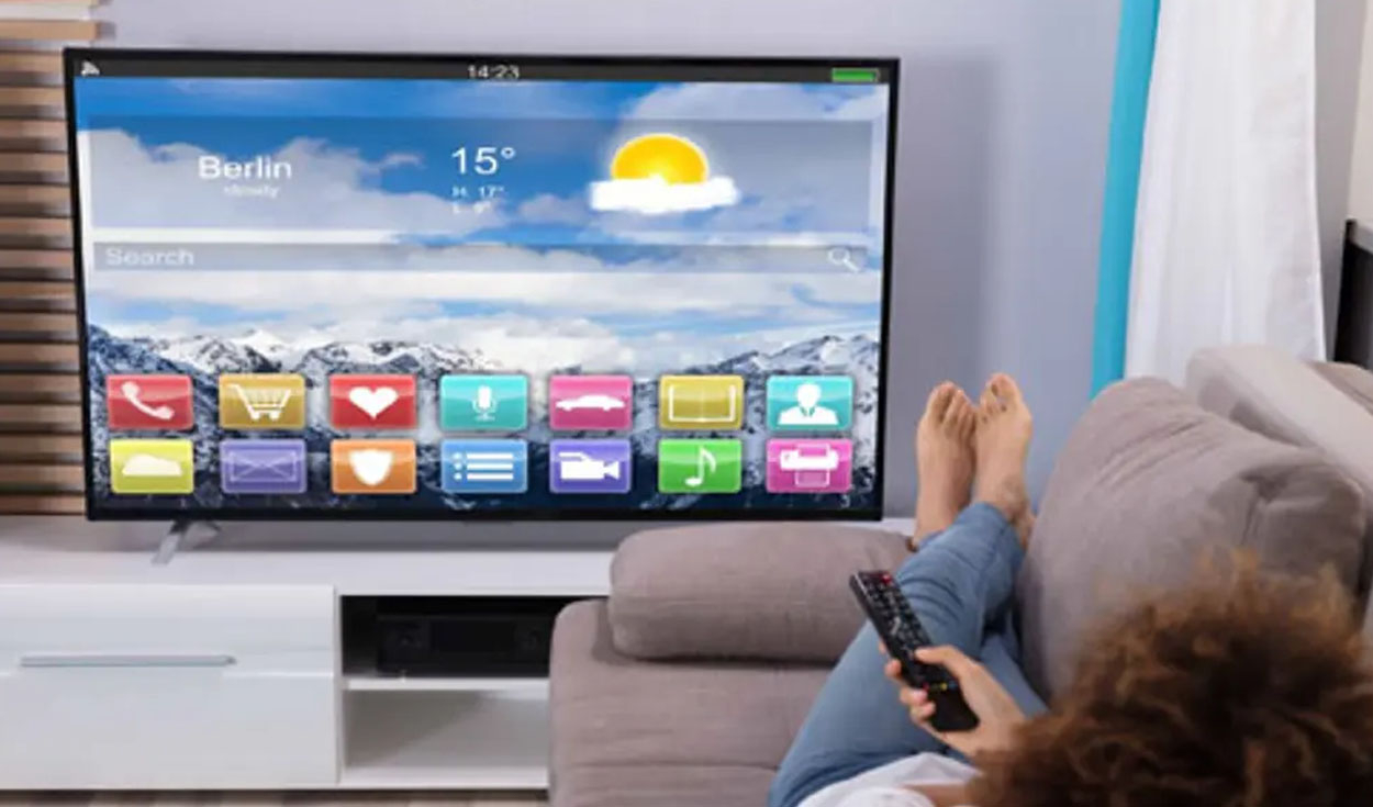 Por qué no colgar tu Smart TV en la pared: problemas comunes