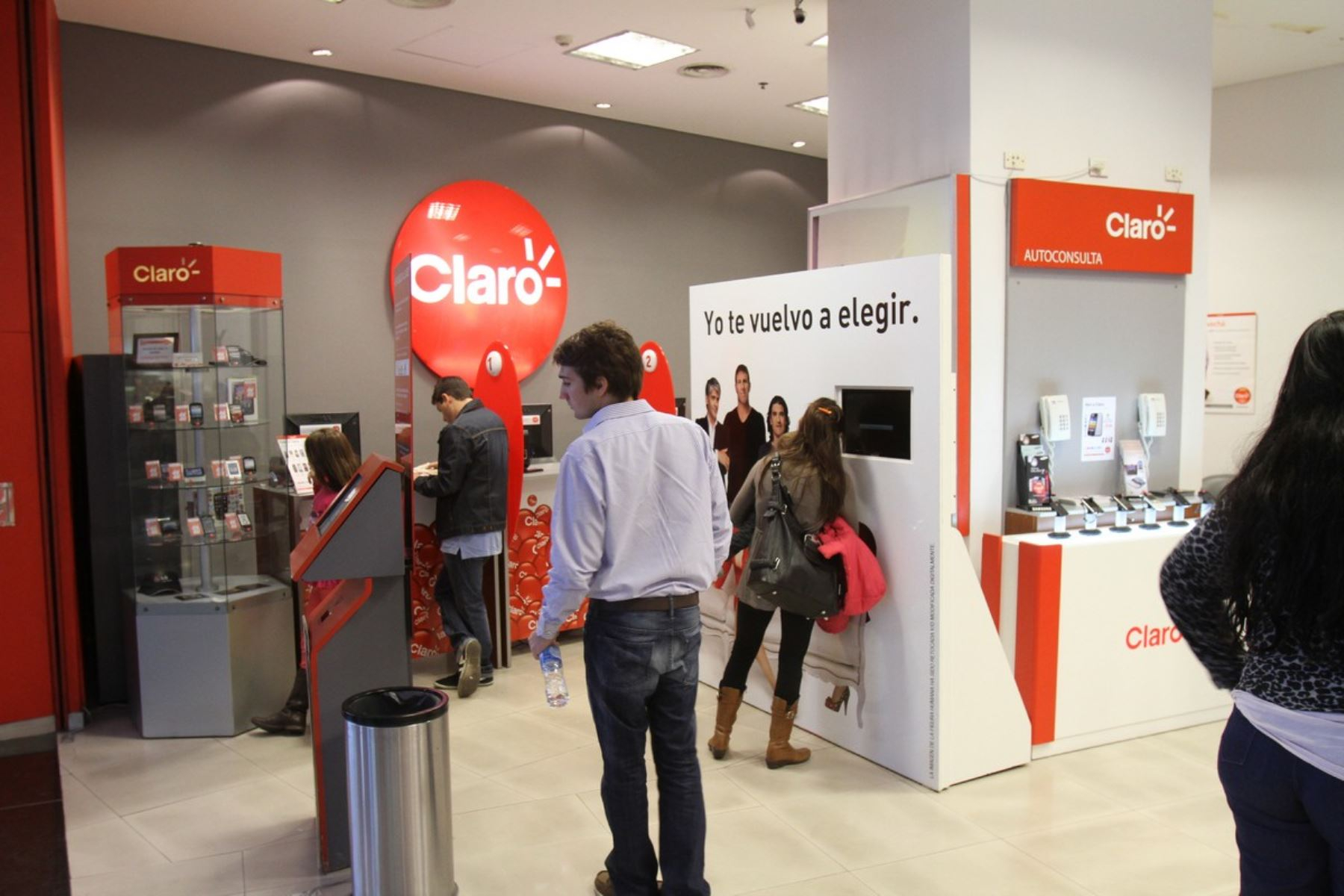 Claro denounces that Osiptel’s measure threatens the connectivity of its users
