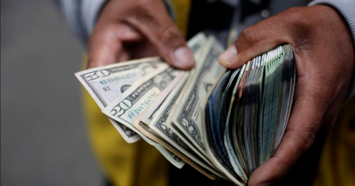 The price of the dollar closes downward and is listed at S/3.6635 this Wednesday, June 7