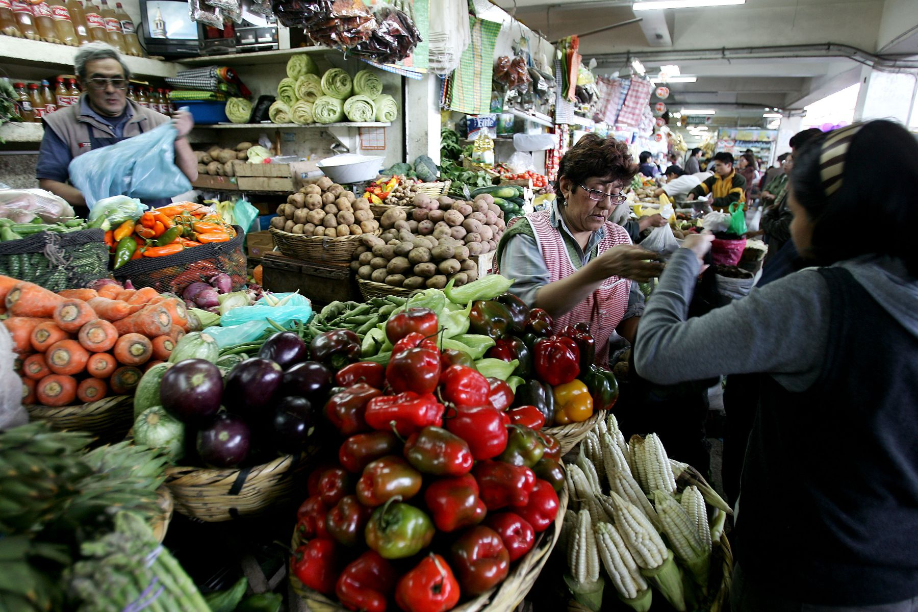 Annualized inflation fell in June to 6.46% in Metropolitan Lima, the lowest in 18 months
