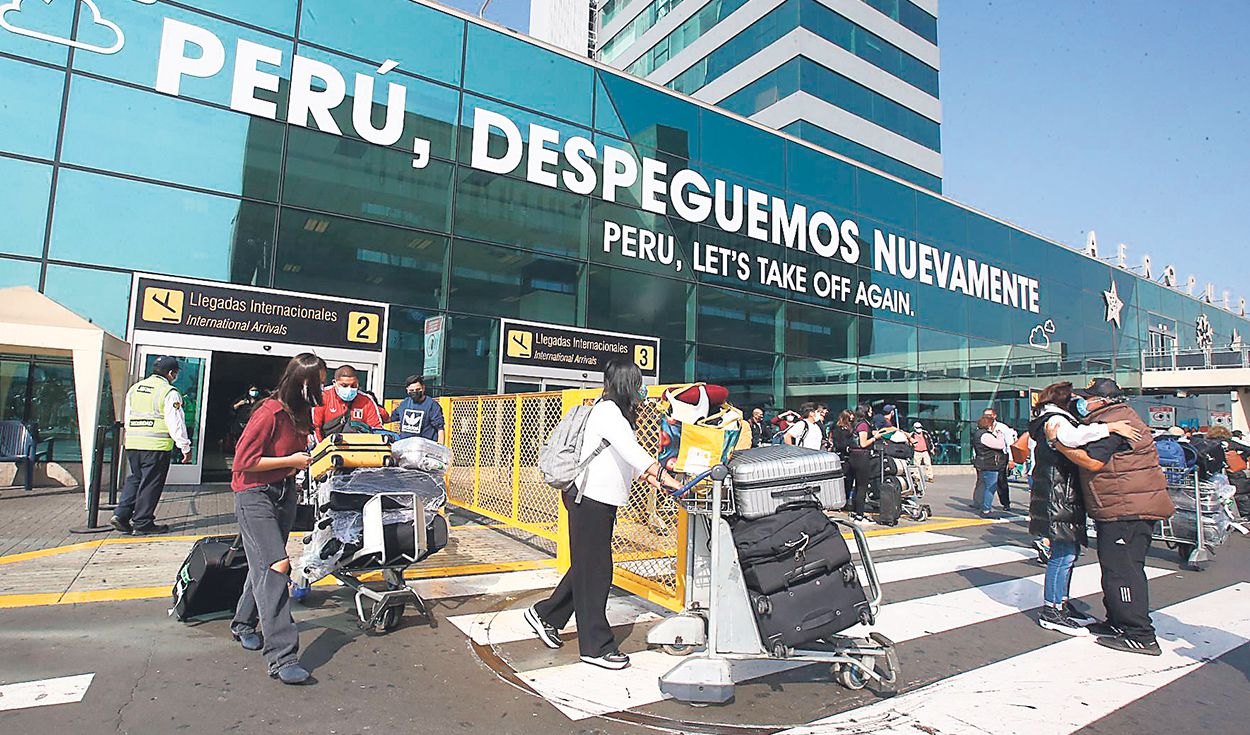 Peruvians who return to the country will not pay taxes for their personal purchases and machinery
