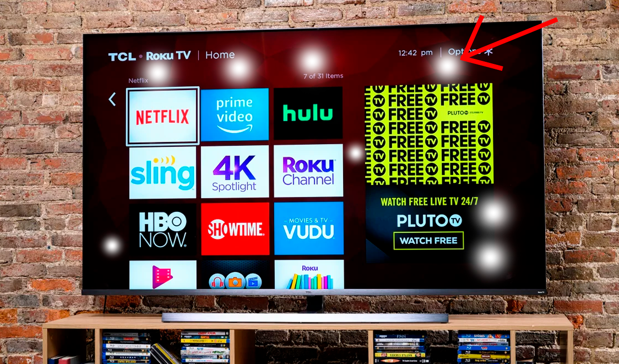 Por qué salen puntos blancos en el televisor y cómo quitarlos?