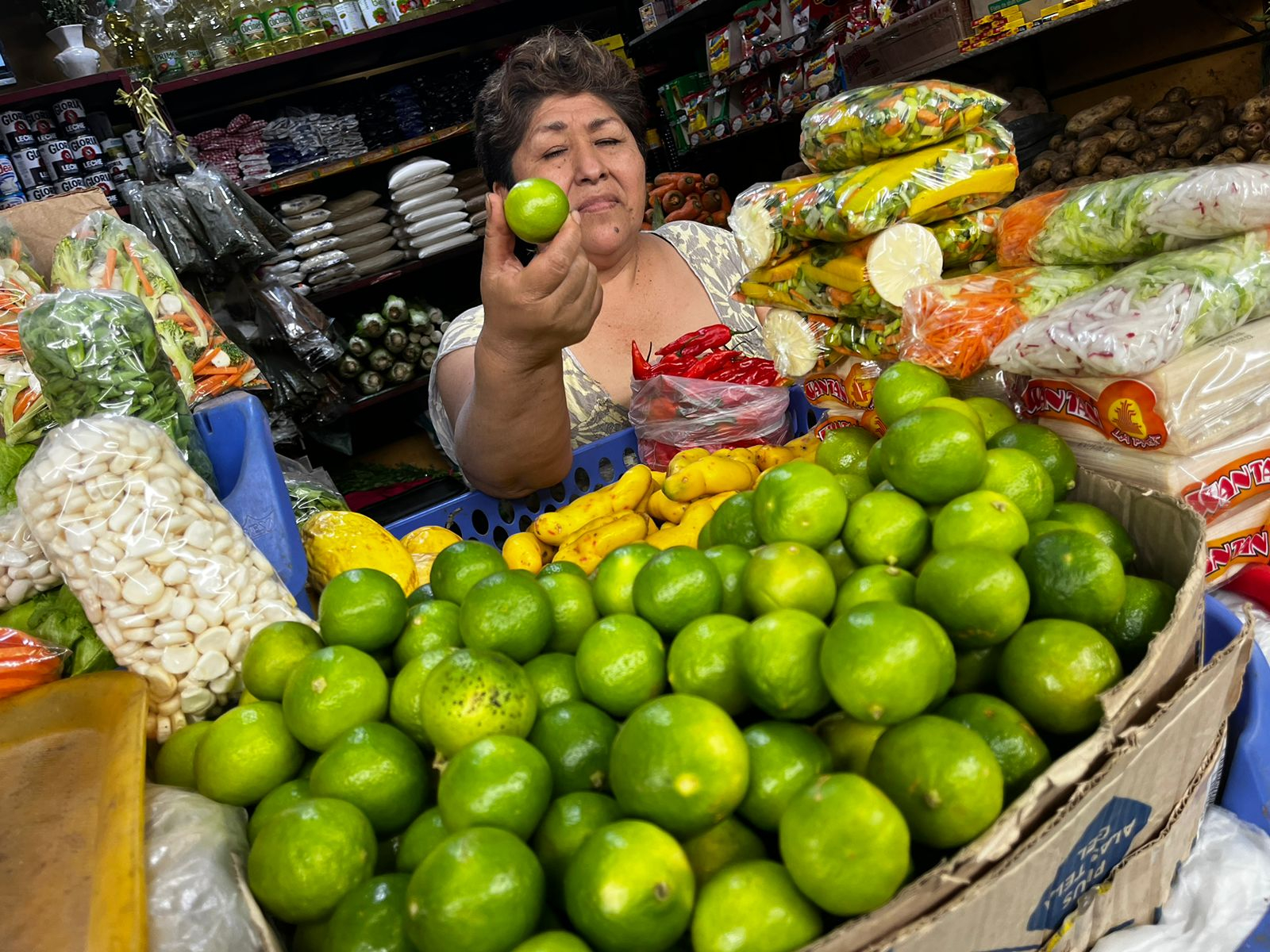 Government evaluates increasing the import of lemon to increase its supply and moderate the price