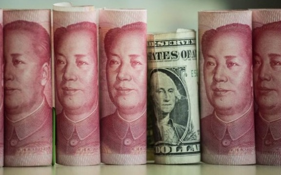The yuan plummets to 16-year lows against the dollar on doubts about the Chinese economy
