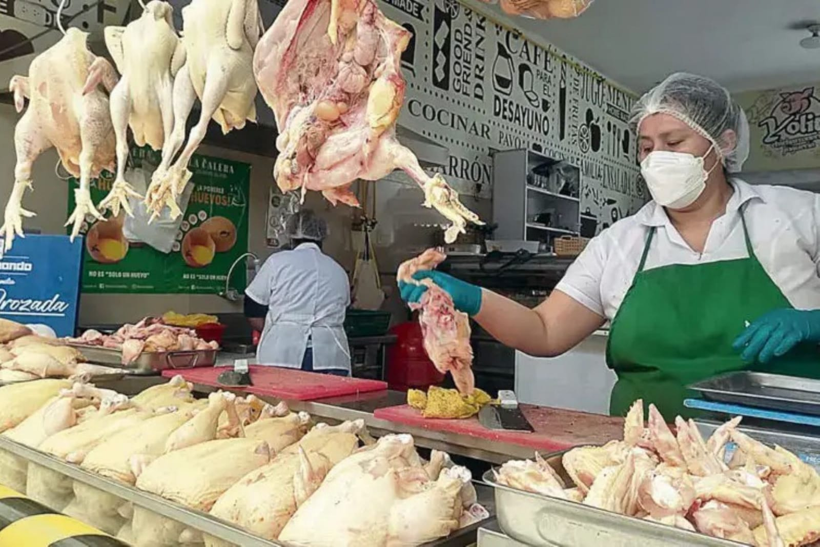 Midagri: The wholesale price of chicken falls below S/5 per kilogram