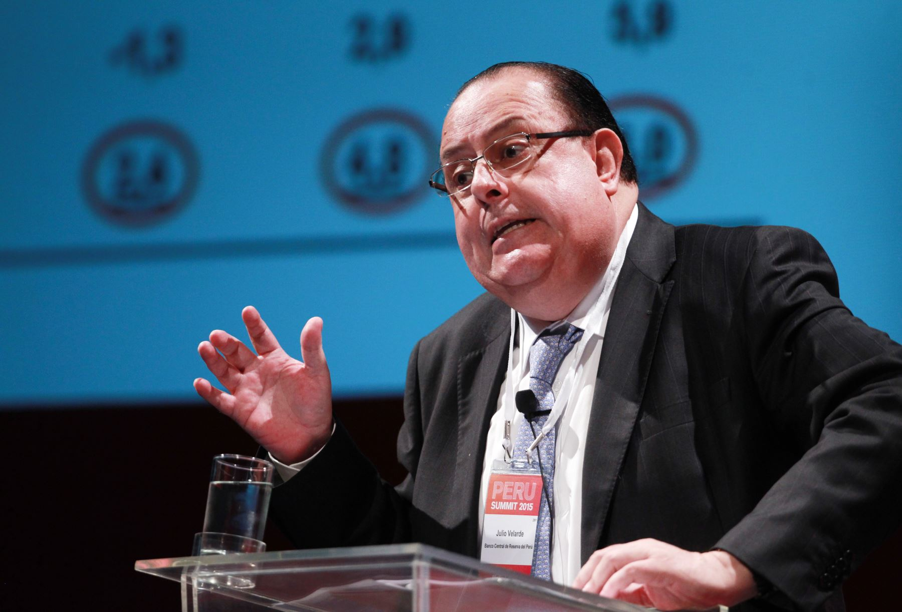 Julio Velarde encourages Argentines in their fight against inflation