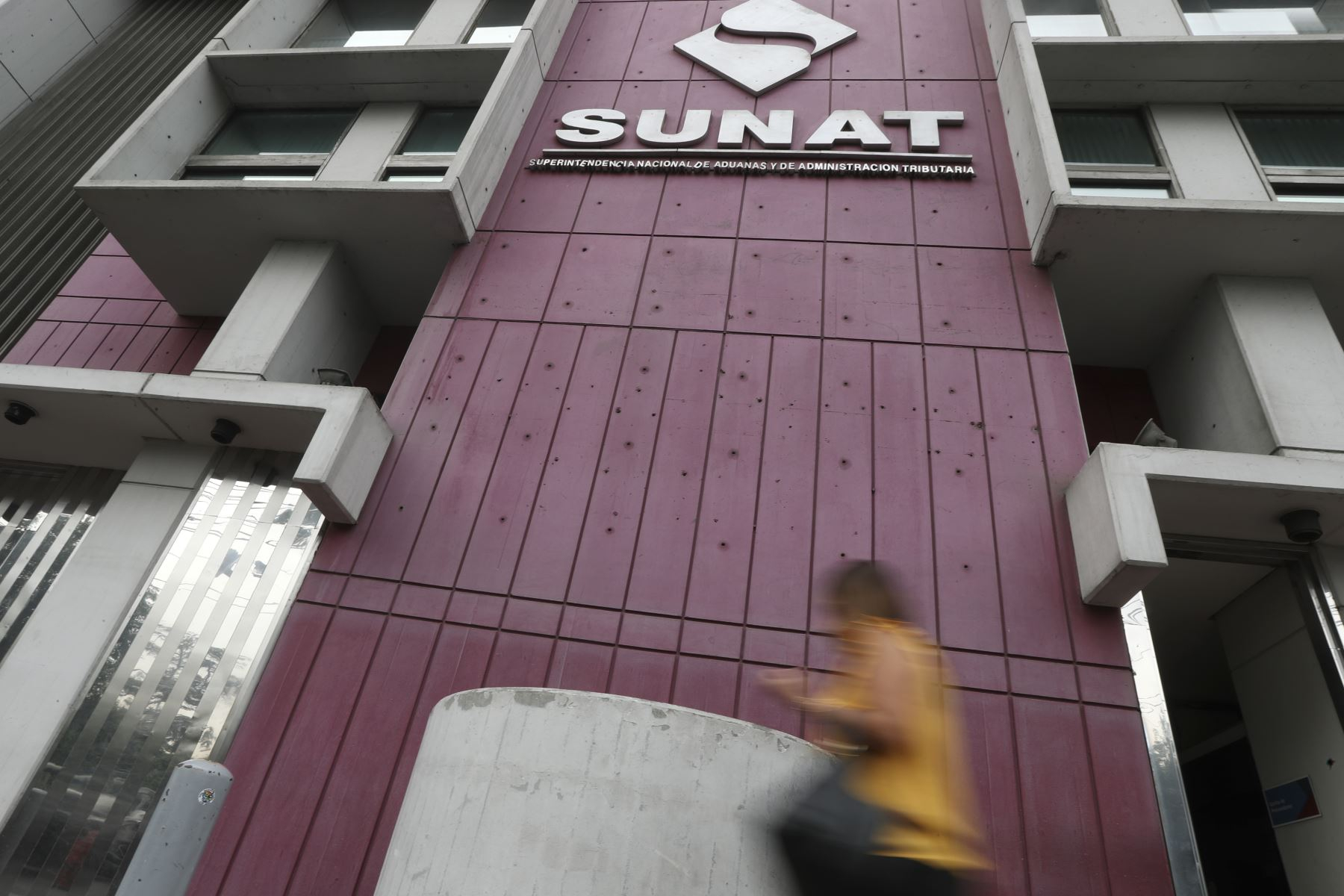 Sunat keeps more than 130 iPhone 15 in custody due to lack of approval