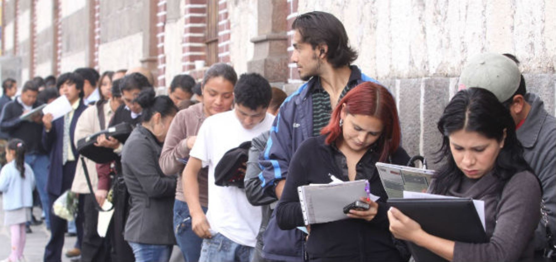 Unemployment: 60% of young people have studied a career without demand