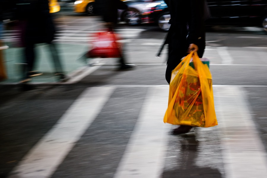 Prices refuse to fall in the US and inflation stagnates in September at 3.7%