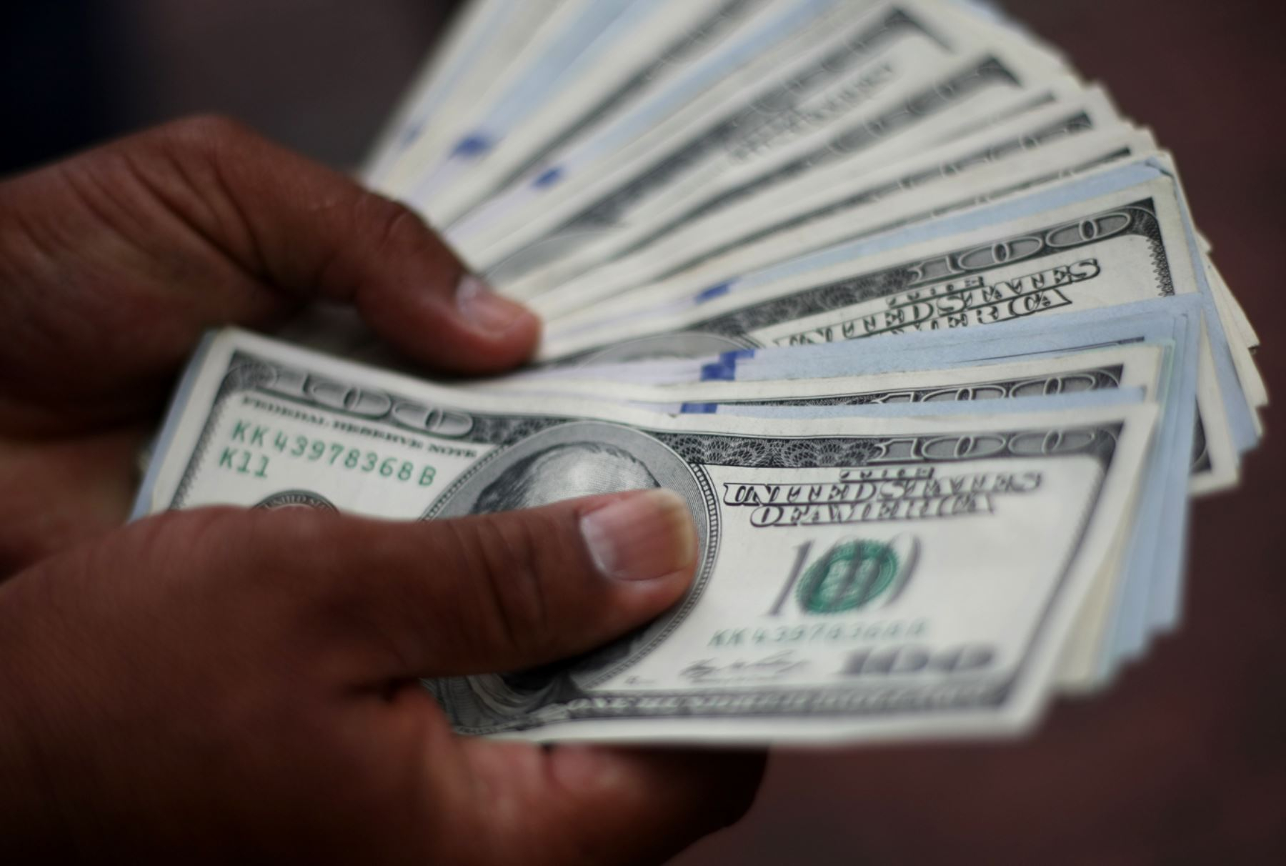 Price of the dollar closes with a slight increase and reaches S/3.8650 this Tuesday, October 24