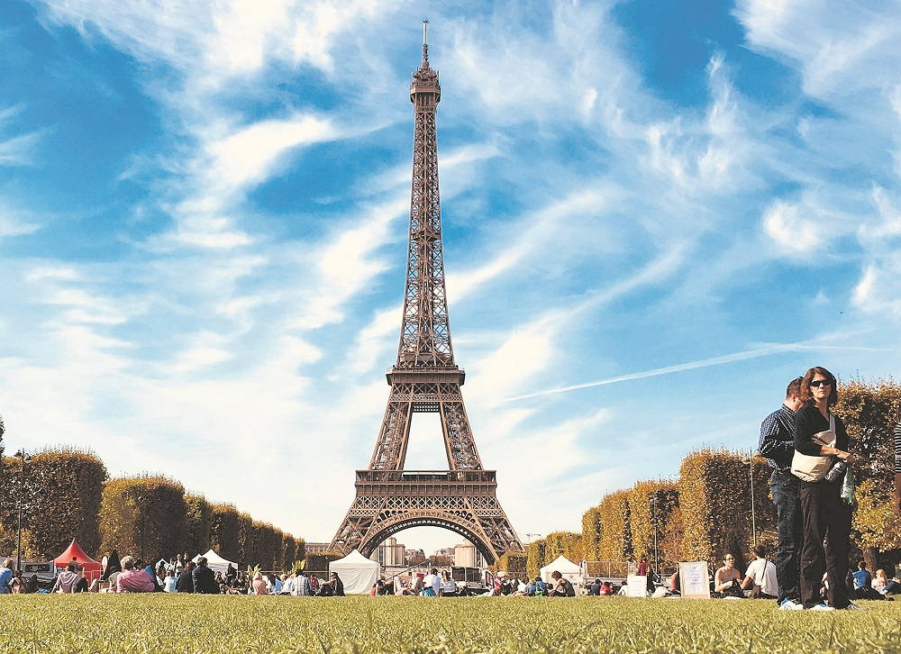 Eiffel Tower closes its doors due to workers’ strike
