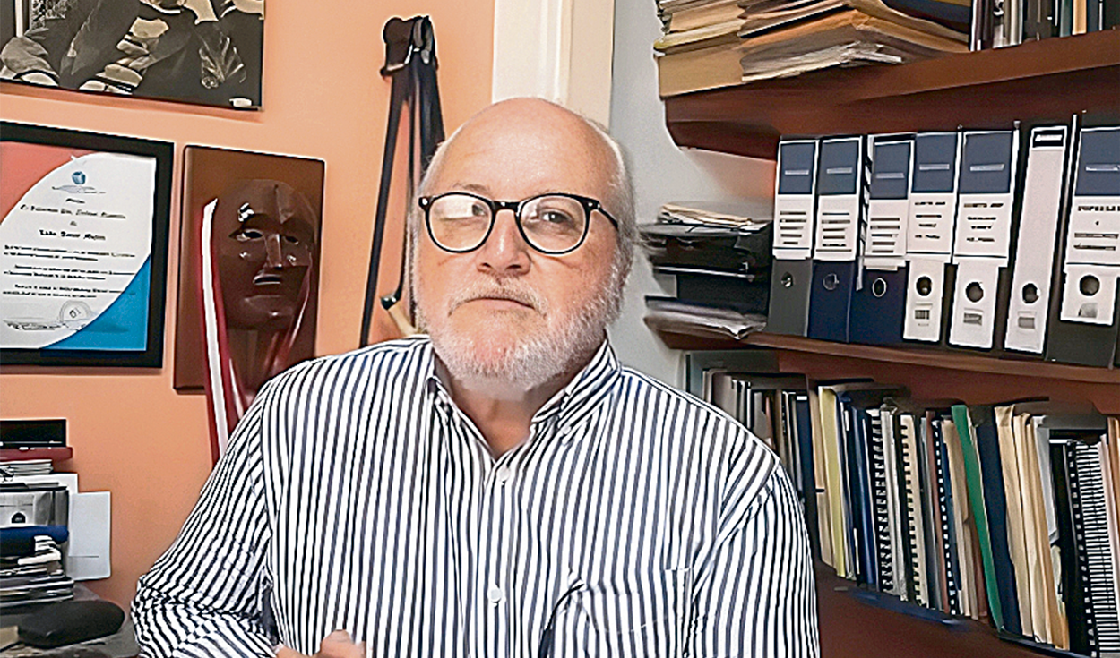 Javier Mujica: “There is great tolerance for informality”