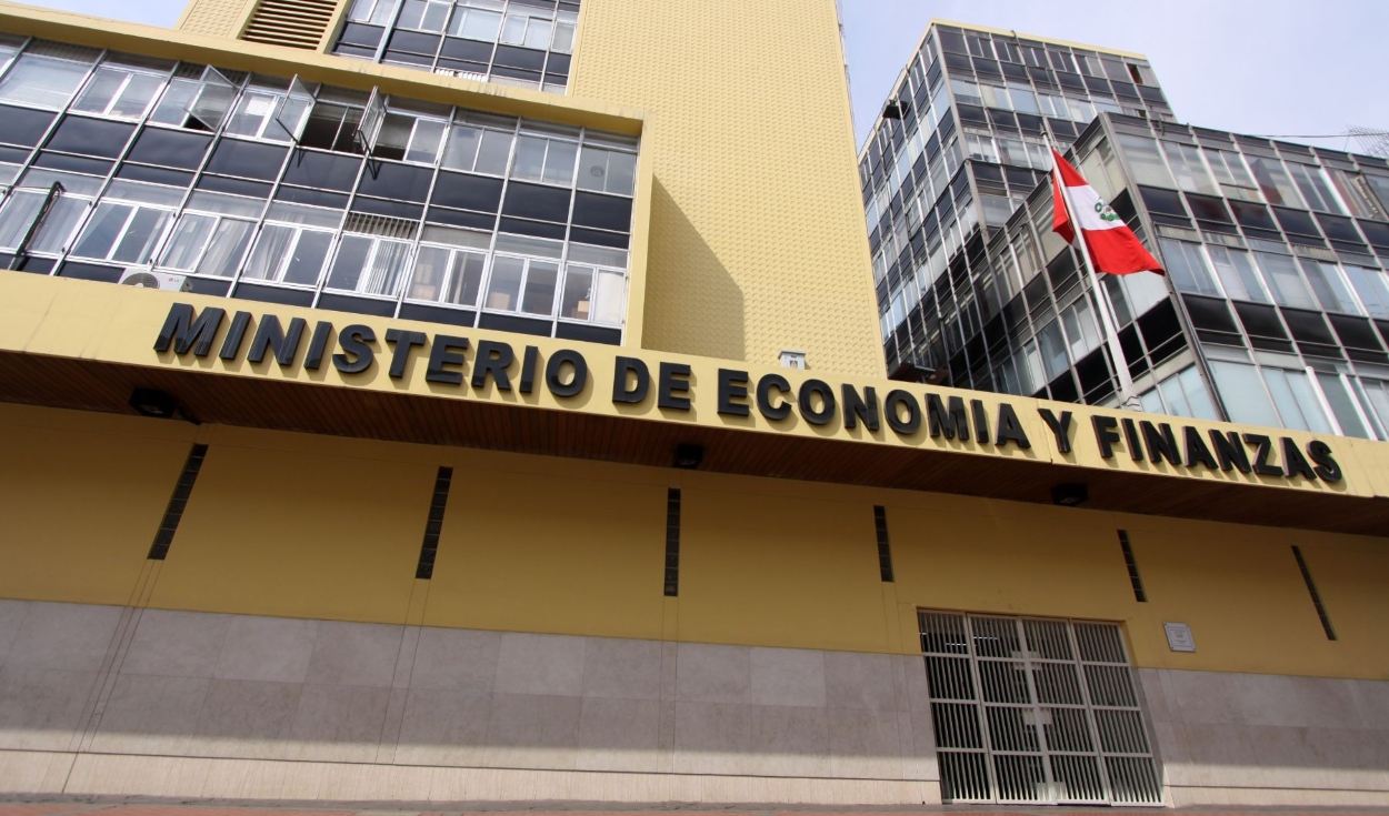 Government approves new debt of US$300 million with the IDB to finance road works