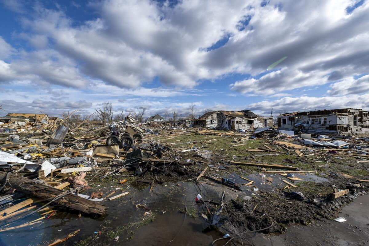 destruccion | tornado | desastre natural