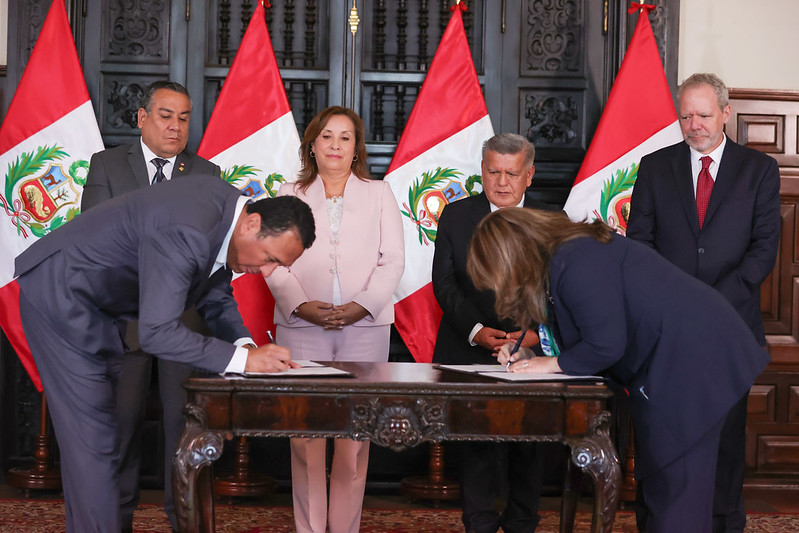 Contract is signed for the third stage of the Chavimochic project