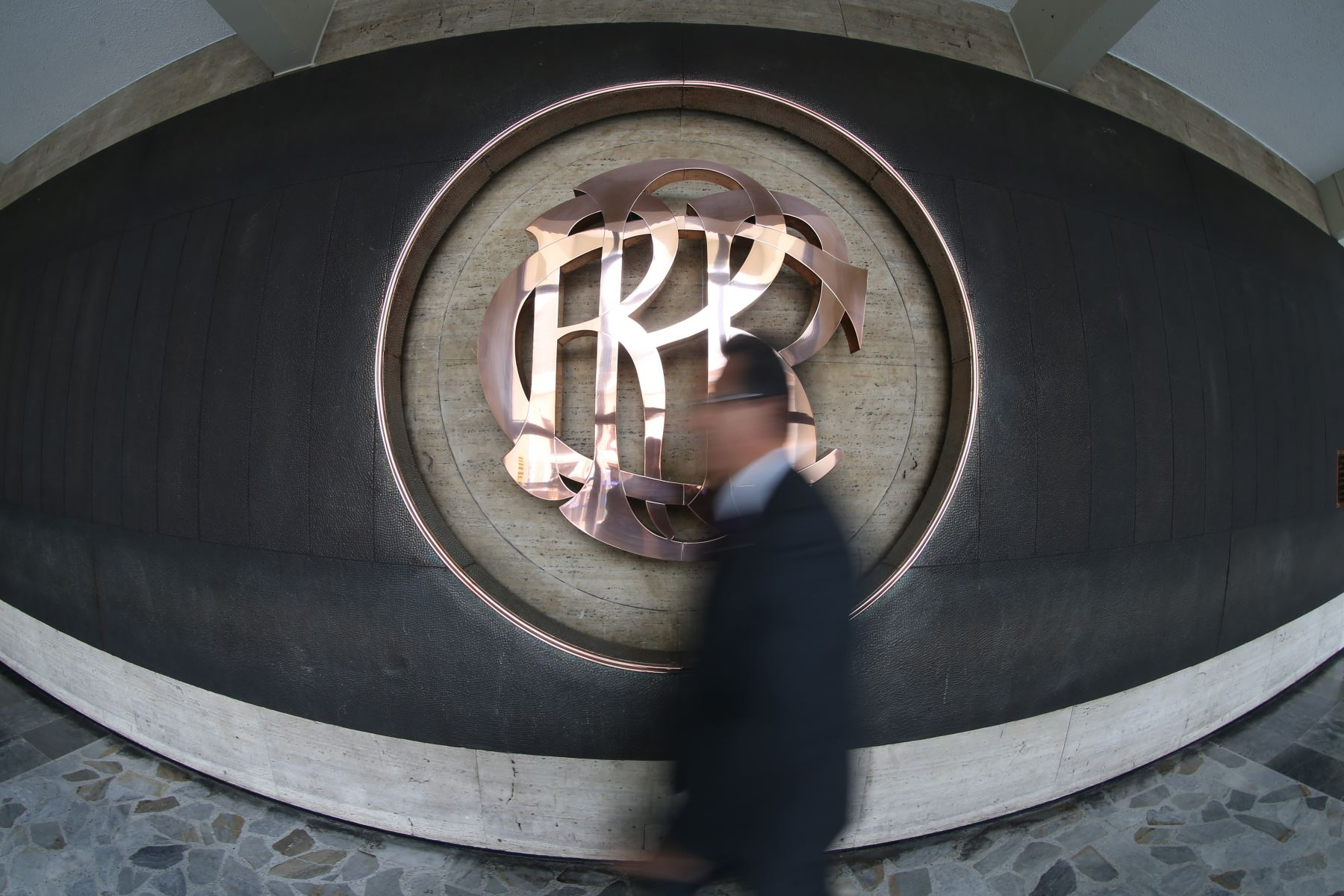 BCRP: poverty in Peru would decline again in 2024 due to growth in economic activity