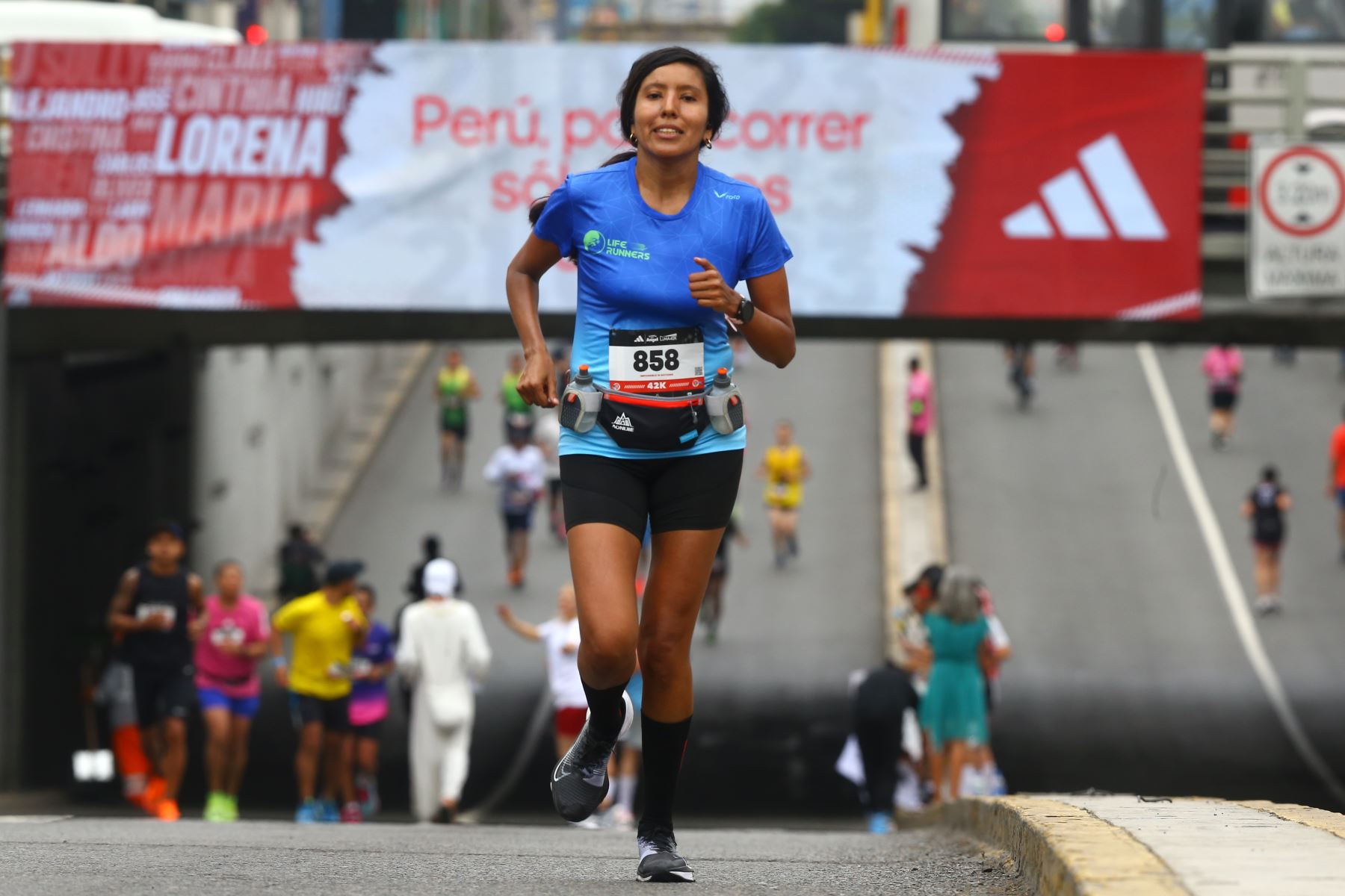 
                                 Maratón Lima 42K: estas son las avenidas y calles que serán cerradas en Miraflores, Barranco y Chorrillos 
                            