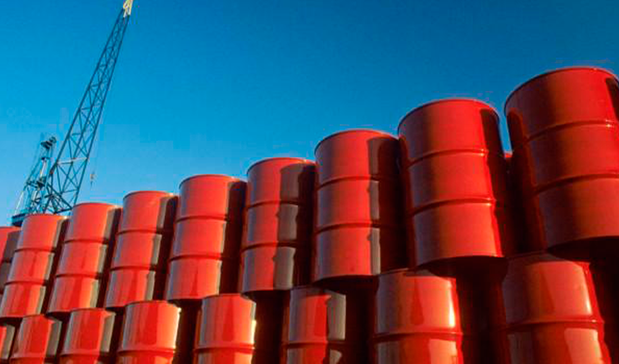 
                                 El país con más reservas de petróleo en el mundo, según la CIA: supera a Estados Unidos y Rusia 
                            