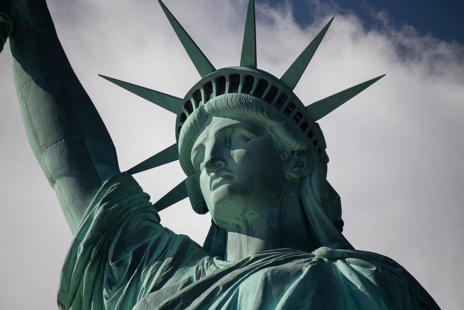 
                                 Este es el increíble secreto del color de la Estatua de la Libertad que pocas personas conocen 
                            