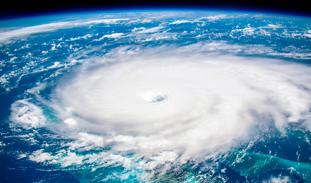 
                                 Estados Unidos: pronostican hasta 13 huracanes este año, sería la temporada más fuerte de su historia 
                            