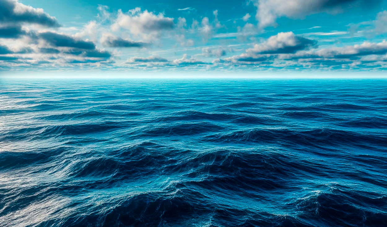 
                                 ¿Sabías que el océano más grande de la Tierra es también el más alto?: ocupa el 71% de la superficie 
                            