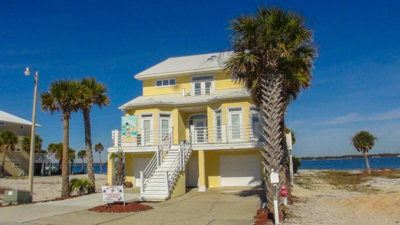 Conoce los 5 pueblos costeros que ofrecen viviendas a precios accesibles en Estados Unidos en 2024