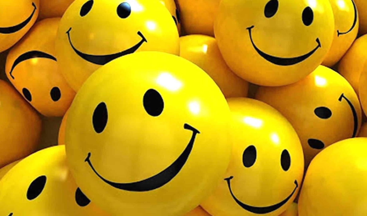 
                                 Frases Yellow Day 2024: comparte estos mensajes por el día más feliz del año este 20 de junio 
                            