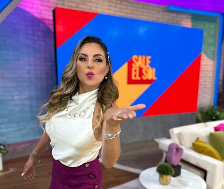 Mariana Ochoa renunció a Imagen Televisión para dedicarse a su música. Foto: Instagram/soymarianaochoa