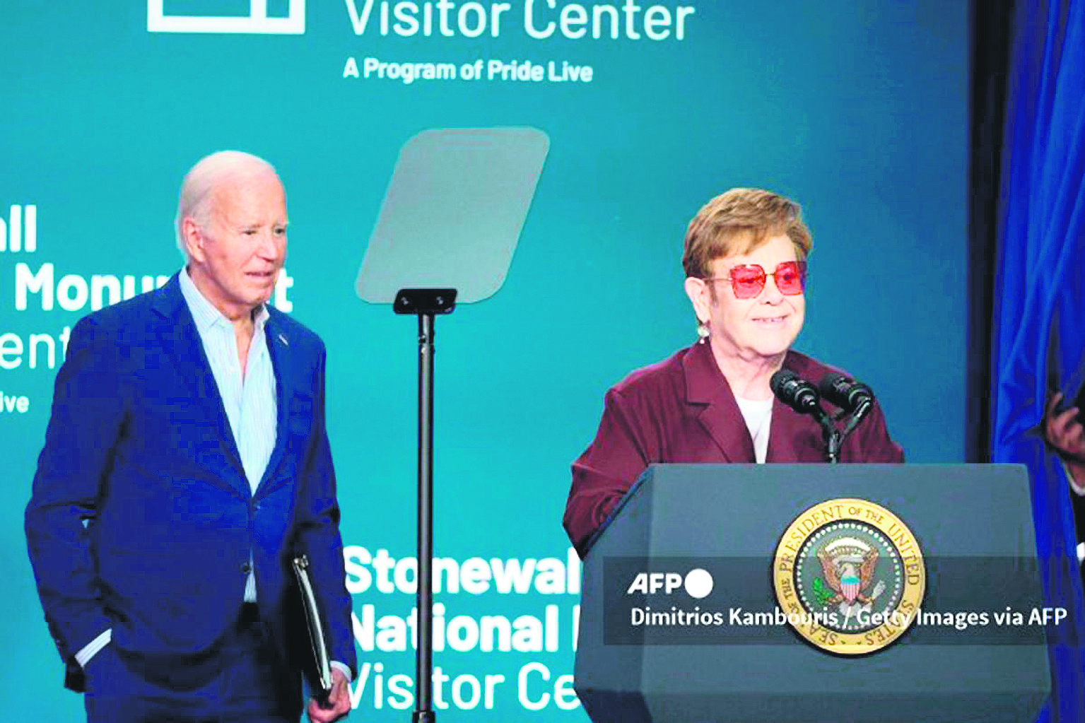 
                                 Elton John en evento organizado por el presidente Joe Biden:  