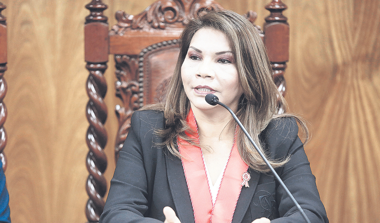 
                                 Marita Barreto podría dejar la coordinación de la Eficcop tras postular para fiscal adjunta suprema 
                            