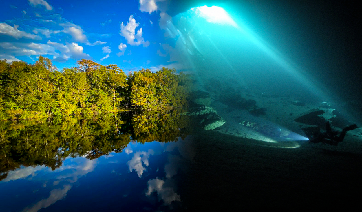 
                                 El manantial de agua dulce más grande del mundo está en América: alcanza una profundidad de 56 metros 
                            