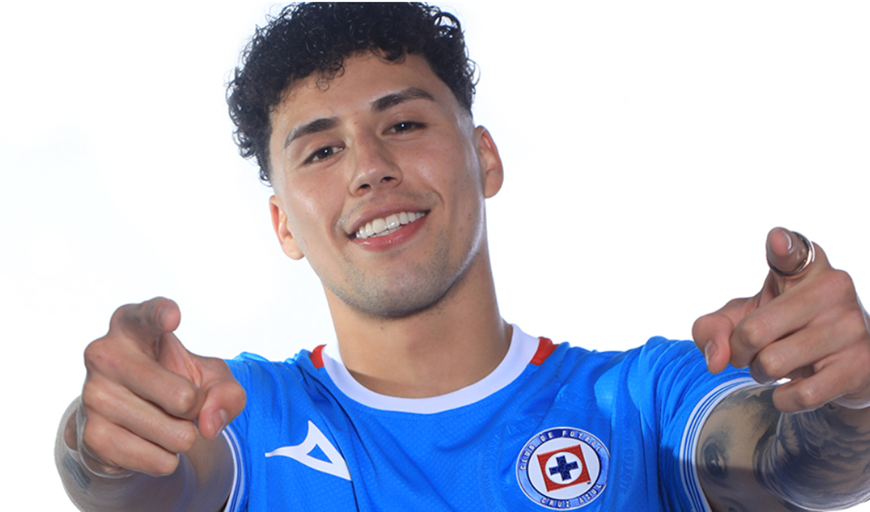 
                                 Cruz Azul presenta a Jorge Sánchez como su nuevo refuerzo: el 'multicampeón' llega para el Apertura 2024 
                            