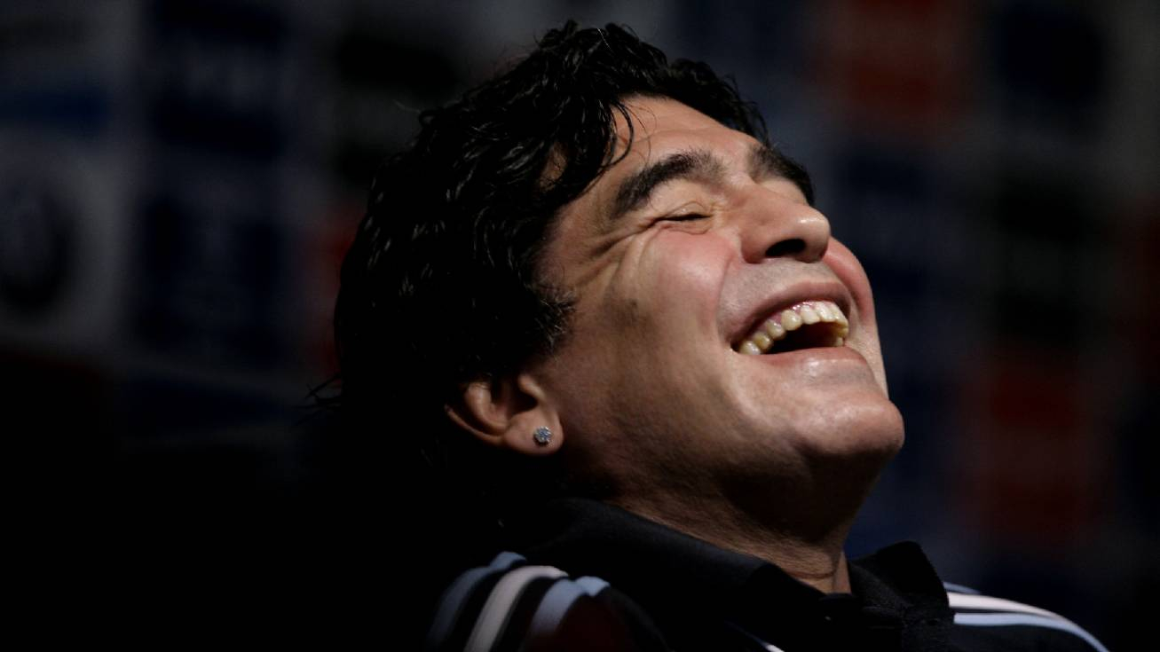 
                                 Diego Armando Maradona: vida y legado del astro argentino en  parque temático 
                            
