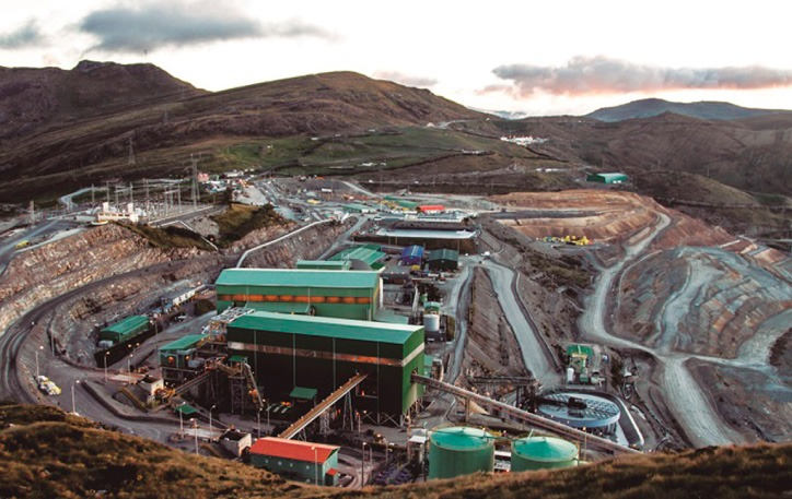 
                                 Cajamarca: Gold Fields provisiona US$35 millones para alargar la vida de Cerro Corona 
                            
