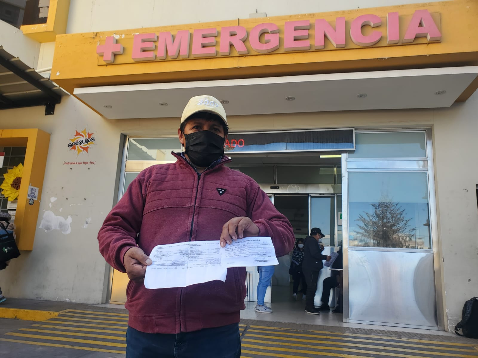 
                                 COAR Arequipa: padre denuncia que su hijo fue hospitalizado por presunto hostigamiento 
                            