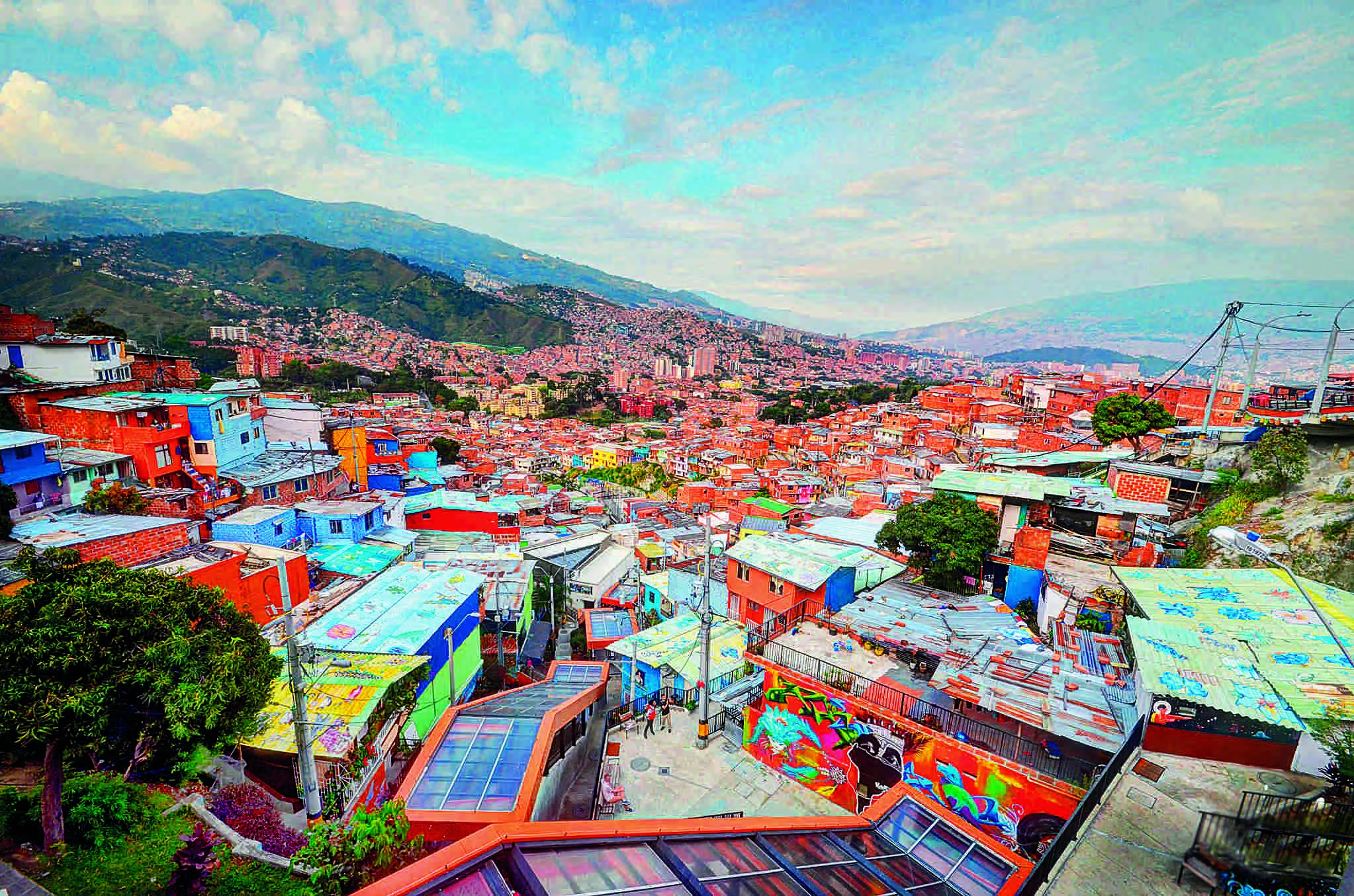 
                                 Estas regiones en Colombia son las líderes del sector turístico: Antioquia con cifras récord es la número uno 
                            